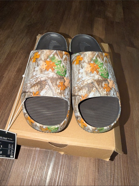 Nike Calm Slide x RealTree Sandals New in Box size 10 M/11 W